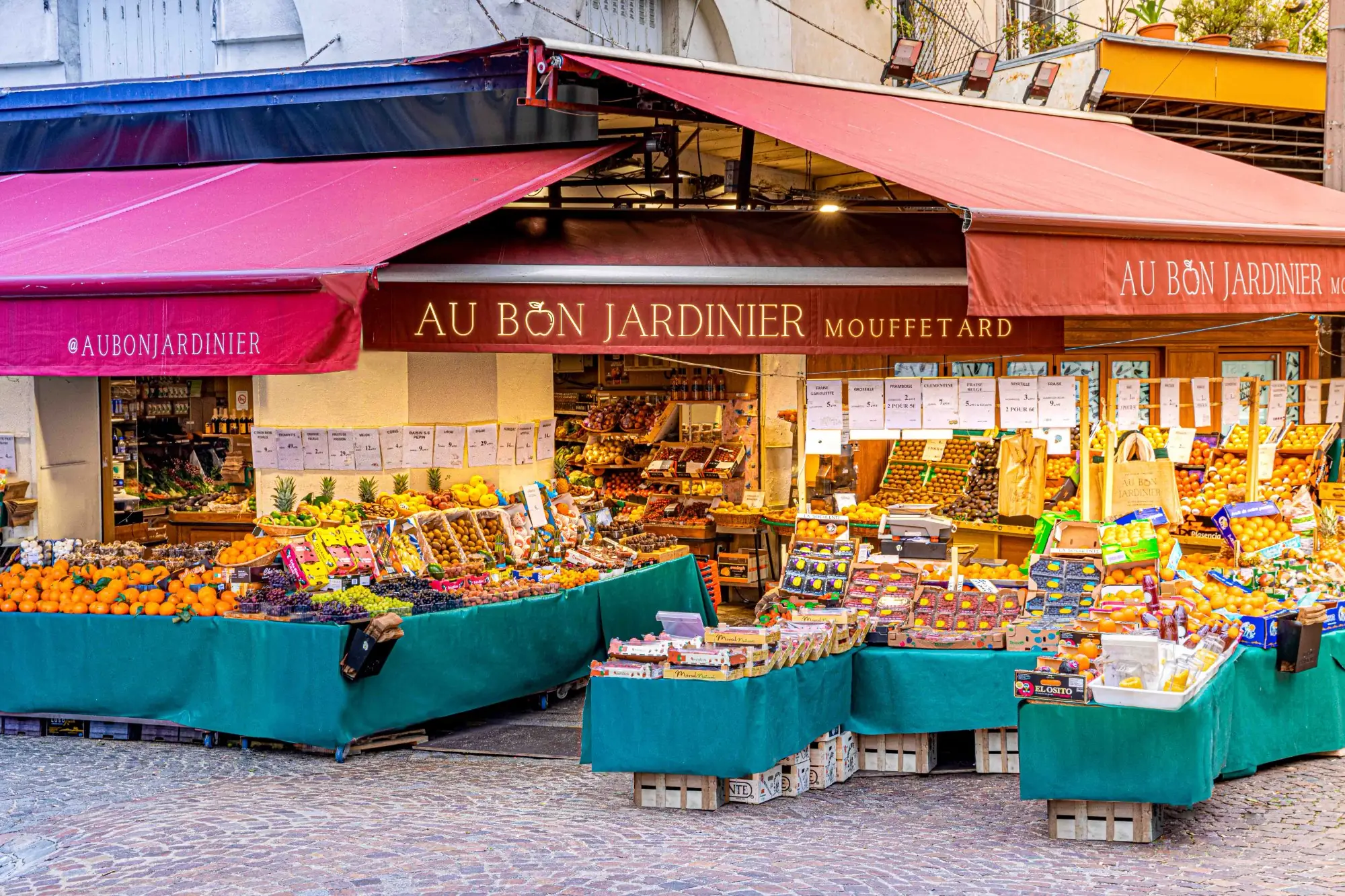 Au Bon Jardinier greengrocer, rue Mouffetard, Paris